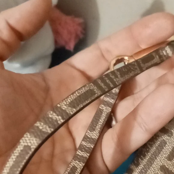 Hand bag - Picture 3 of 3